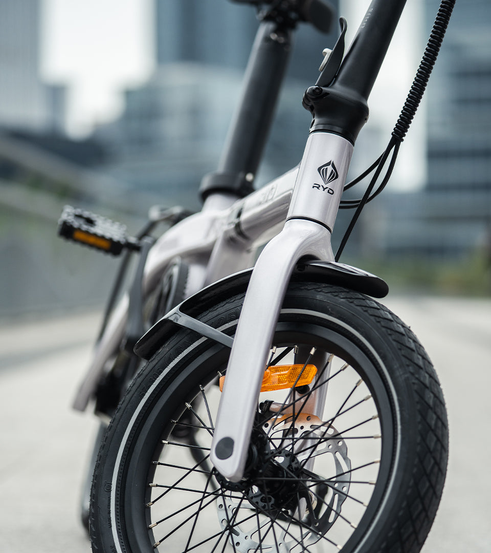 Aero 16 Silber